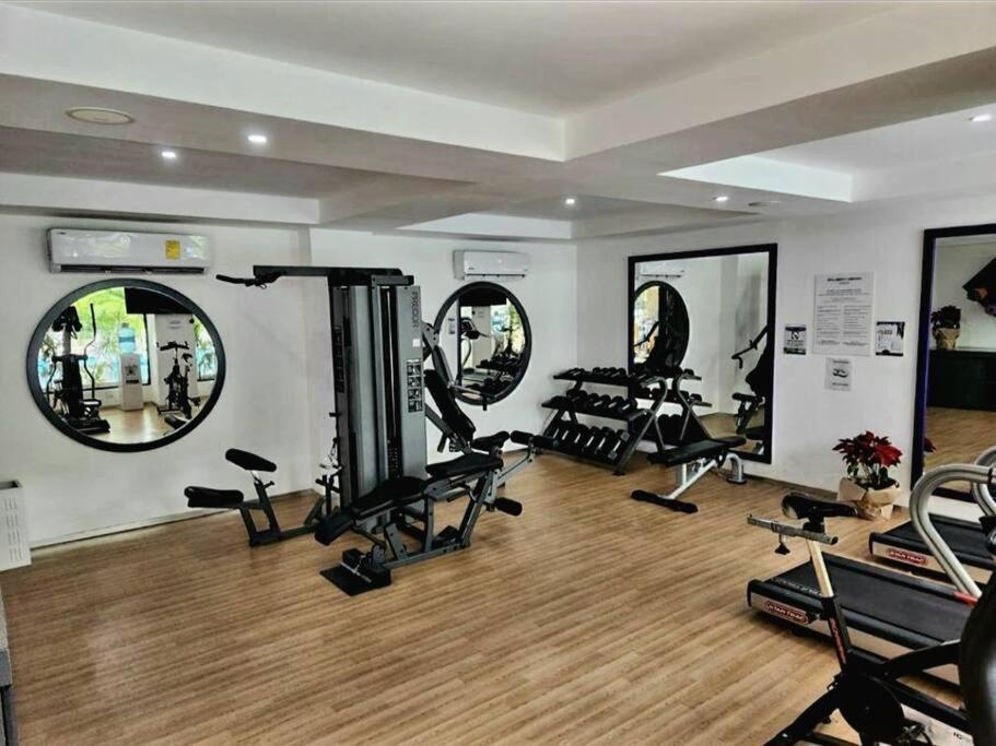Stunning 1 Bdrm Condo Gym-Pool 10 Min To The Beach & Quinta Av بلايا ديل كارمن المظهر الخارجي الصورة