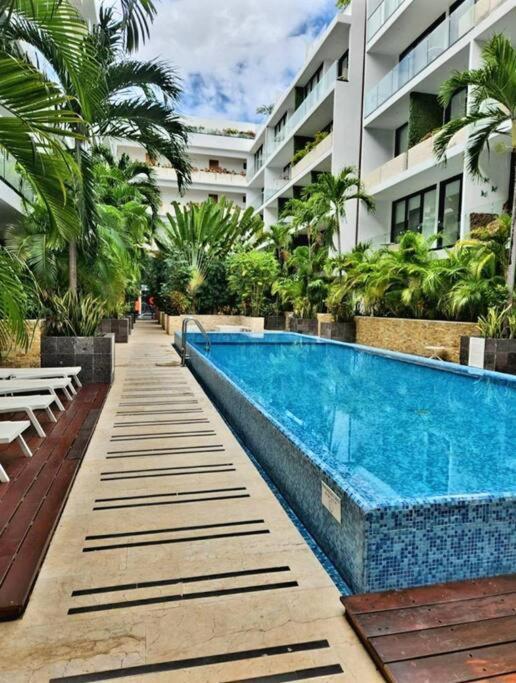 Stunning 1 Bdrm Condo Gym-Pool 10 Min To The Beach & Quinta Av بلايا ديل كارمن المظهر الخارجي الصورة