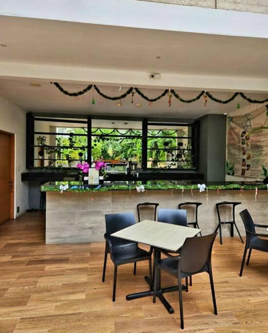 Stunning 1 Bdrm Condo Gym-Pool 10 Min To The Beach & Quinta Av بلايا ديل كارمن المظهر الخارجي الصورة